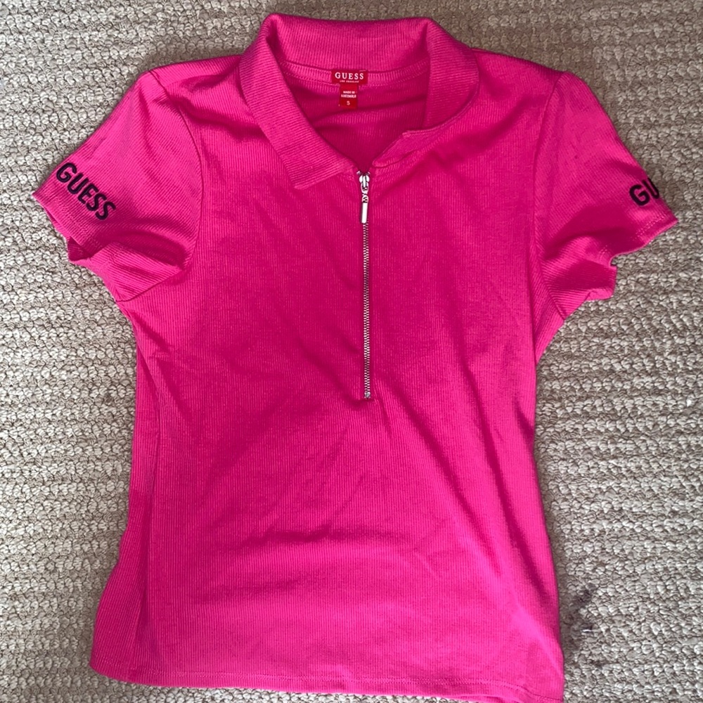 Never worn GUESS cute top